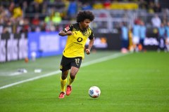 Piłka nożna: Liga niemiecka - mecz: 1. FC Köln - Borussia Dortmund