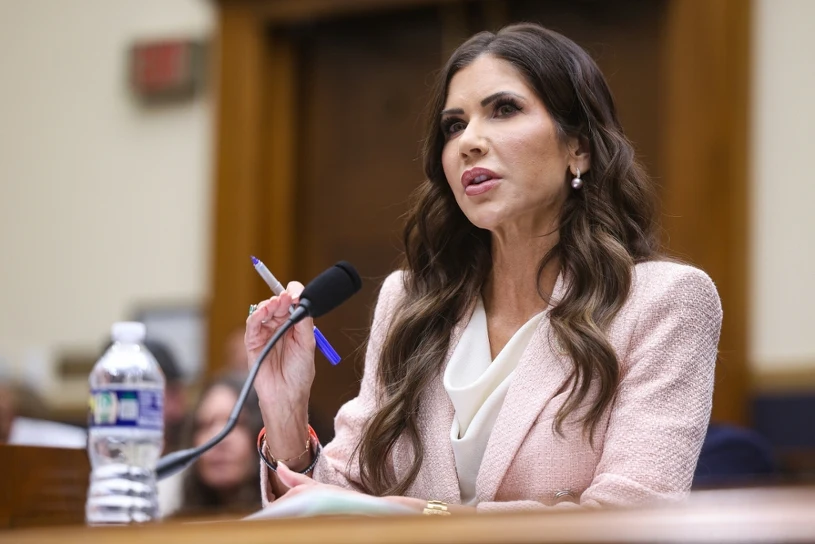 Zmiany w amerykańskim rządzie. Kristi Noem zdymisjonowana