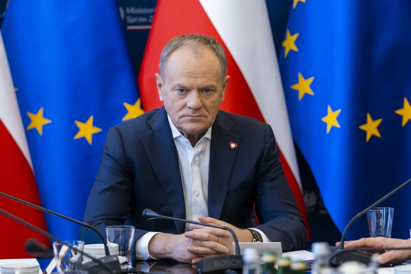Uległość wobec bandytów. Tusk wywołany do tablicy. "To ośmiesza państwo"