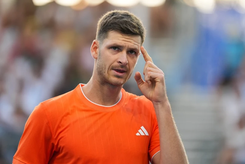 Dwa tie-breaki decydowały o awansie w meczu Hurkacza. 111 minut emocji