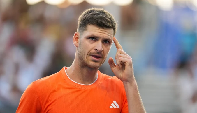 Dwa tie-breaki decydowały o awansie w meczu Hurkacza. 111 minut emocji