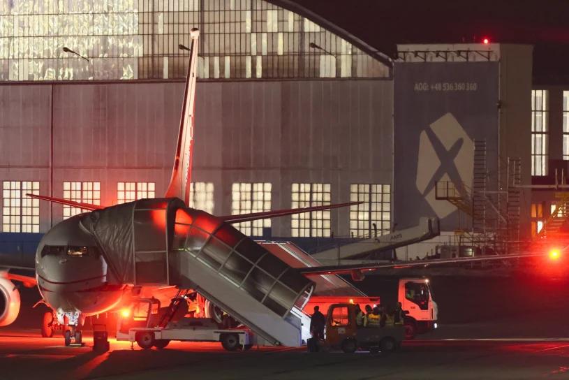 Wojskowy transport Polaków wrócił do Warszawy. Komunikaty Dowództwa i MSZ