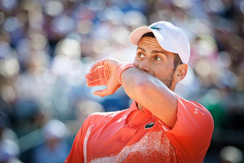 Djoković grał o 100. tytuł ATP. Trzygodzinny bój z Polakiem. Dwa tie-breaki