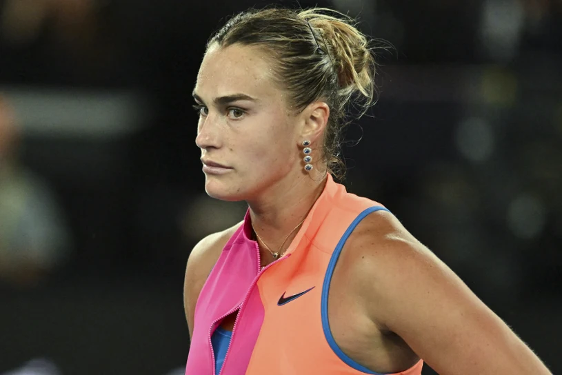 Sabalenka przegrała gema na starcie seta i się zaczęło. 70 minut i koniec