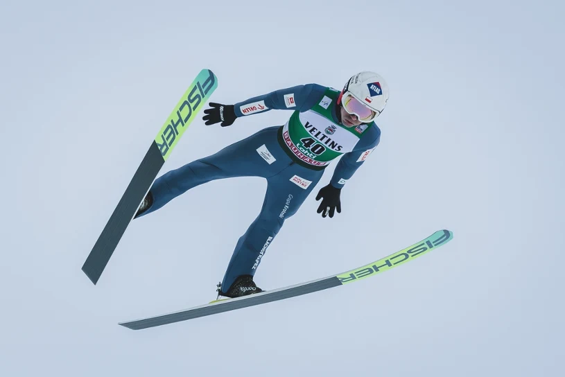 Stoch znów to zrobił. Tomasiak daleko za nim. Wszyscy z awansem