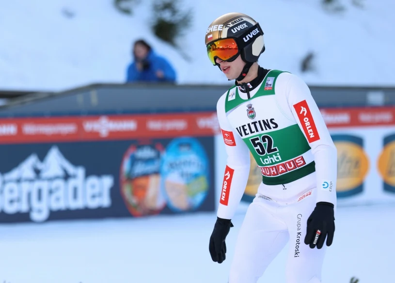 Kacper Tomasiak znów w czołówce. Jest awans w klasyfikacji Pucharu Świata