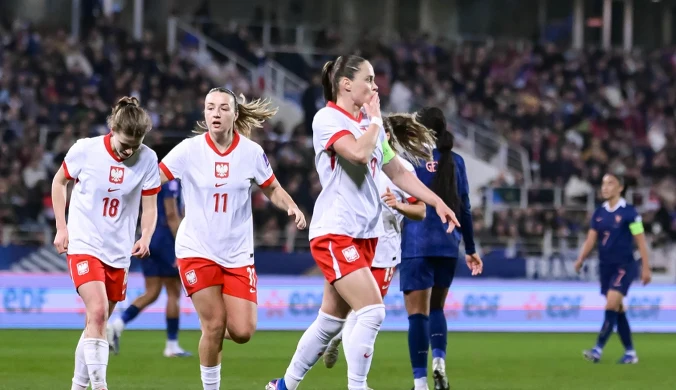 Historyczny gol Pajor, potem czerwona kartka. Polki postawiły się gigantowi