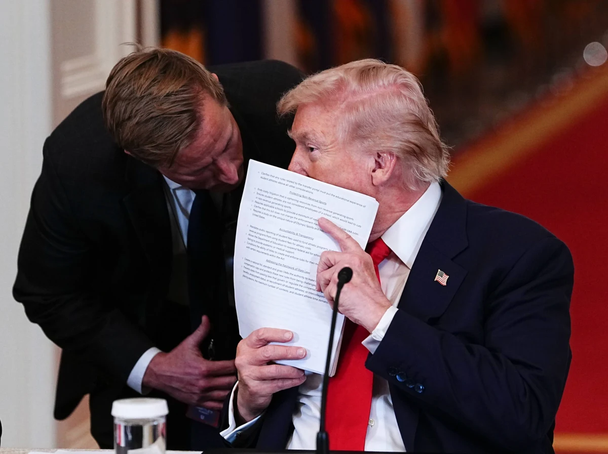 "Przy obecnej intensywności wojny Iran jest w stanie walczyć ze Stanami Zjednoczonymi i Izraelem jeszcze przez co najmniej pół roku" - powiedział w niedzielę rzecznik Korpusu Strażników Rewolucji Islamskiej Ali Mohammad Naini. Zapowiedział, że w najbliższych dniach Iran użyje niestandardowej broni.