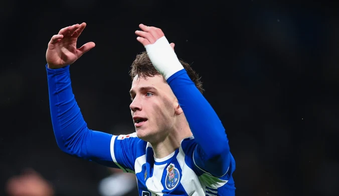 Co za zachowanie trenera względem Pietuszewskiego. Polak może mieć spokojną głowę