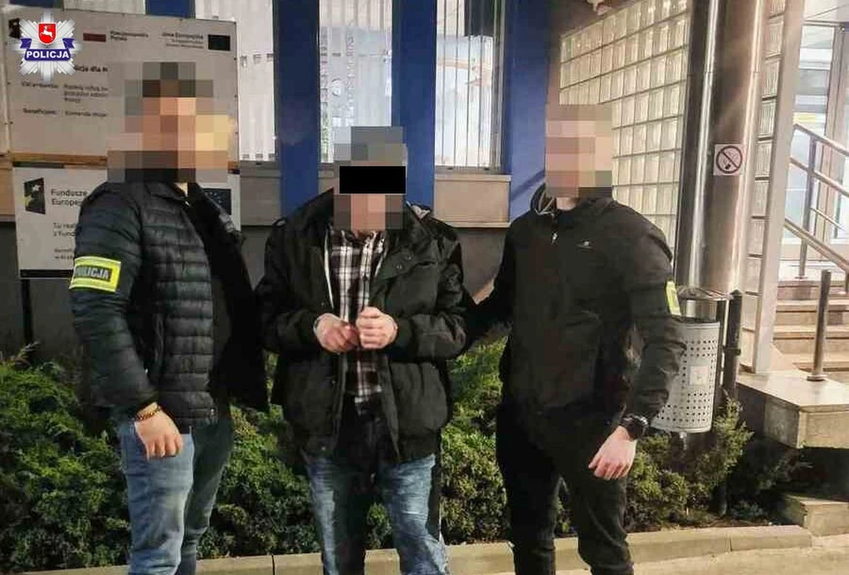 Policja zatrzymała trzech mężczyzn podejrzanych o oszustwa metodą "na policjanta". Seniorzy z powiatów kraśnickiego i świdnickiego (woj. lubelskie) stracili łącznie blisko 70 tysięcy złotych. Jedną z ofiar była 105-letnia kobieta. Sprawcy zostali tymczasowo aresztowani.