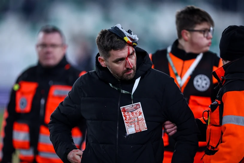 Kibol w garniturze. Skandal na stadionach Ekstraklasy