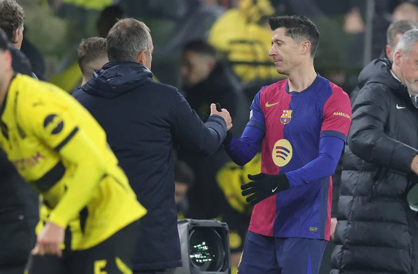 Wszystkie oczy na Lewandowskiego, Flick decyduje. W Madrycie są wątpliwości