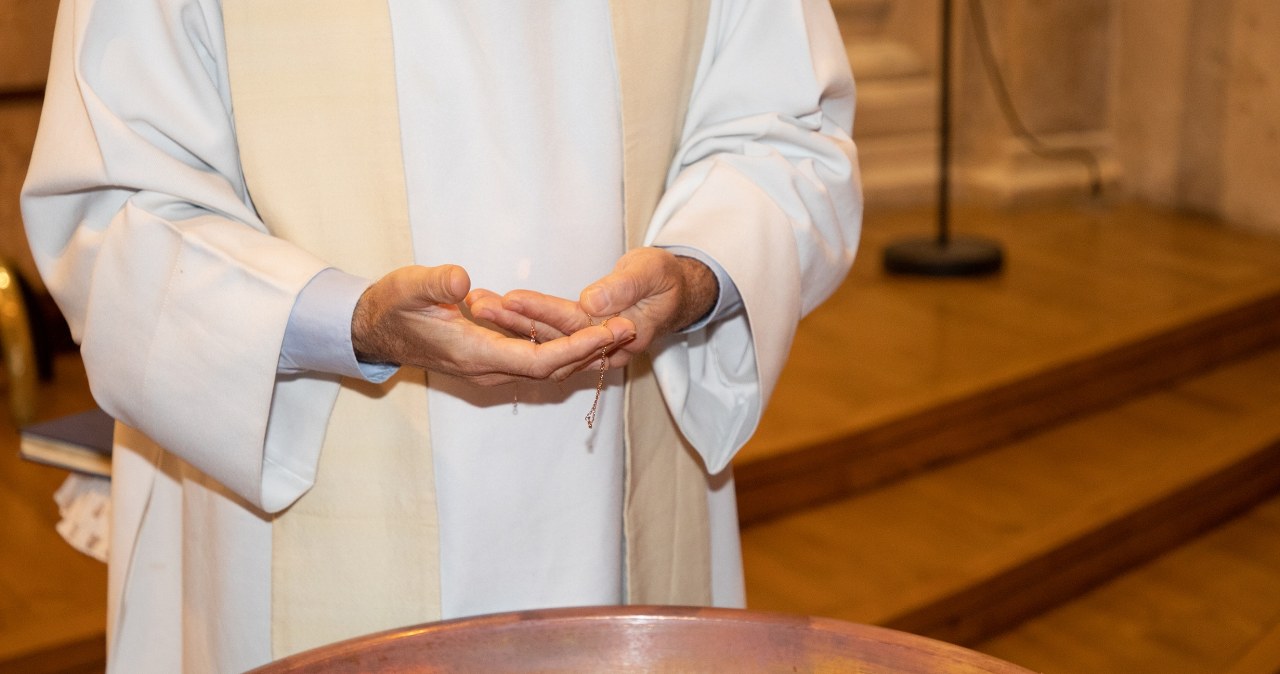 Zachód wraca "do korzeni"? Kościół reaguje, w czołówce cztery kraje