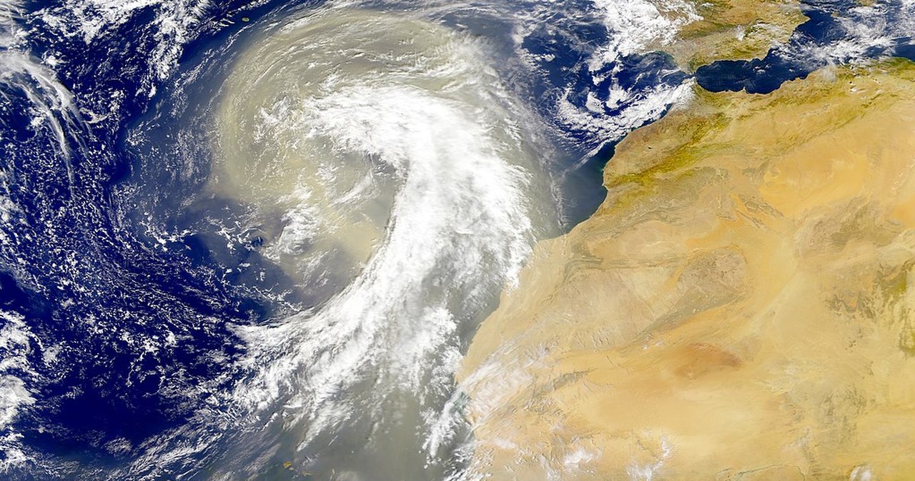 Pył saharyjski nad Europą. Naukowcy odkryli ukryte zjawiska