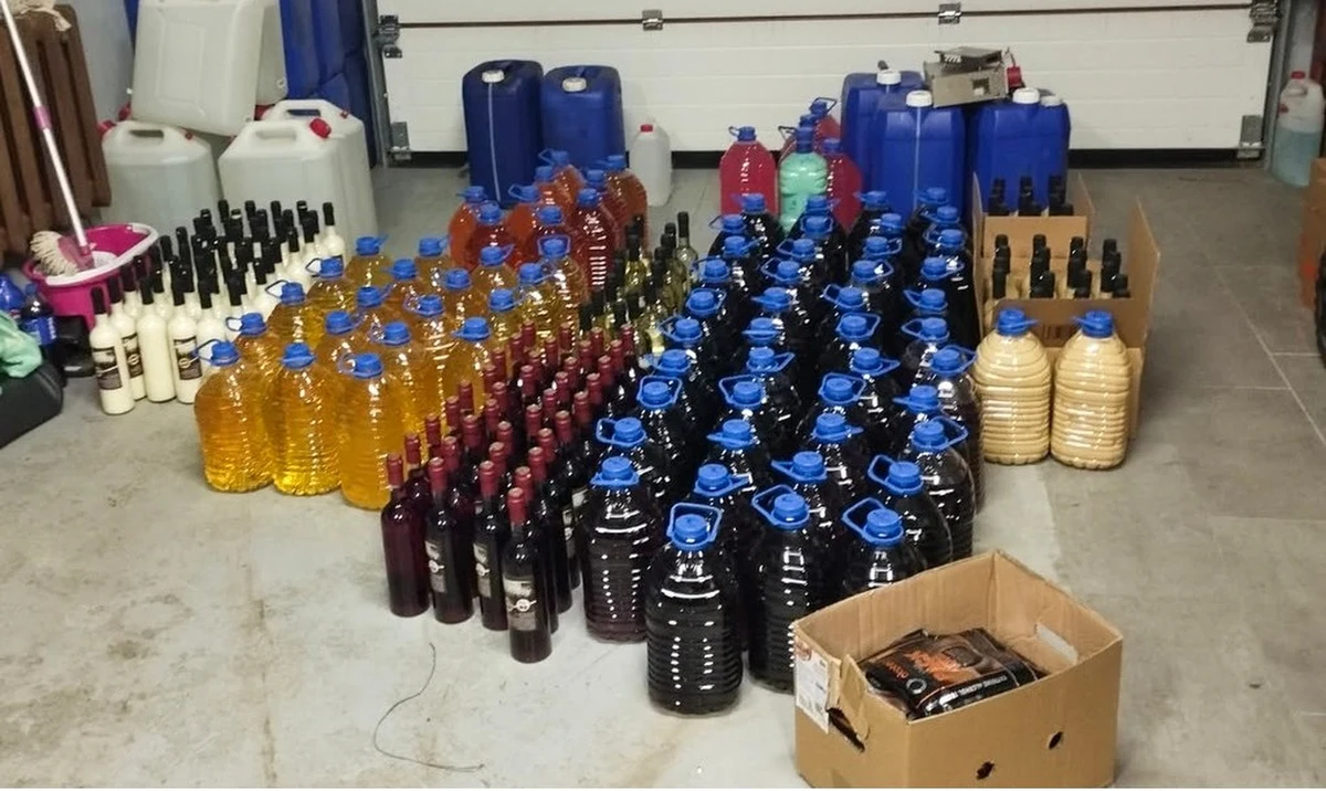 Sporą bimbrownię zlikwidowali na terenie woj. podlaskiego funkcjonariusze Krajowej Administracji Skarbowej. Przejęto prawie 1100 l nielegalnego alkoholu i tyle samo zacieru.