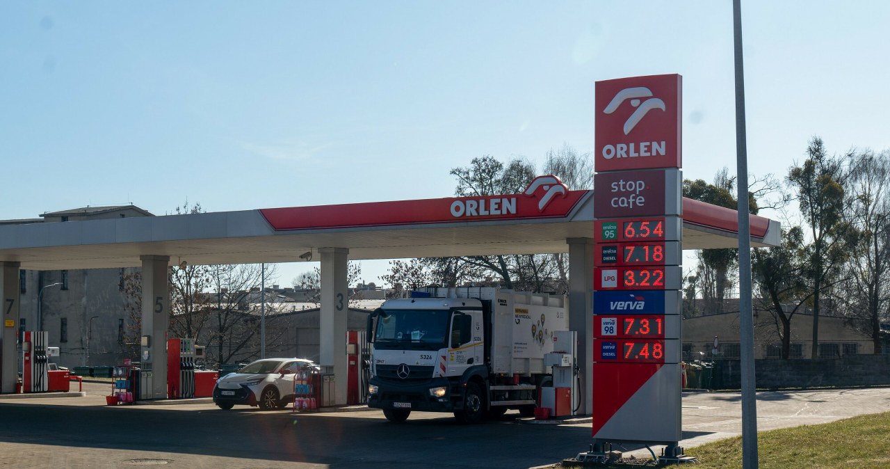 Rząd obniży akcyzę na paliwo? "Nie będziemy robili wielkich manewrów"