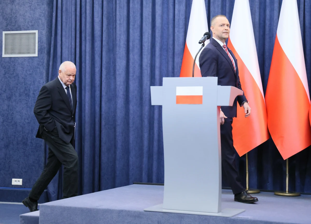 Do 20 marca prezydent Karol Nawrocki musi zdecydować, czy podpisze ustawę o programie SAFE, która przewiduje stworzenie specjalnego funduszu pozwalającego na wdrożenie unijnego programu SAFE. Wczoraj prezydent i prezes NBP Adam Glapiński spotkali się m.in. z premierem Donaldem Tuskiem ws. alternatywy dla unijnego programu SAFE, tzw. SAFE 0 procent. Prezydencki projekt wpłynął już do Sejmu. Co zakłada ten dokument?