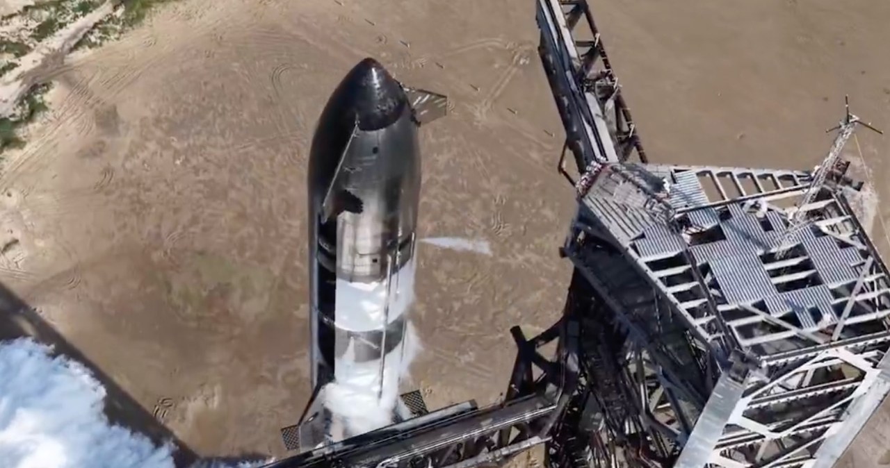 Wielka rakieta Muska stała się jeszcze większa. niedługo pierwszy start