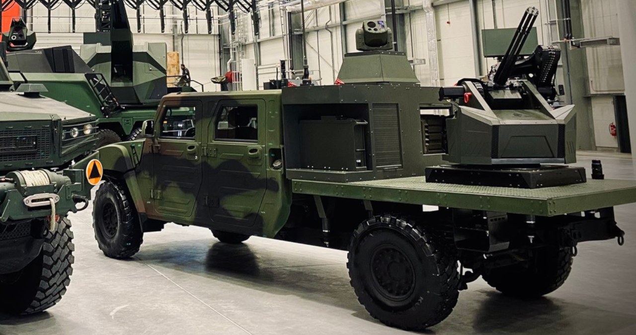 Polska ściana antydronowa nabiera kształtów. Te wozy będą jej fundamentem