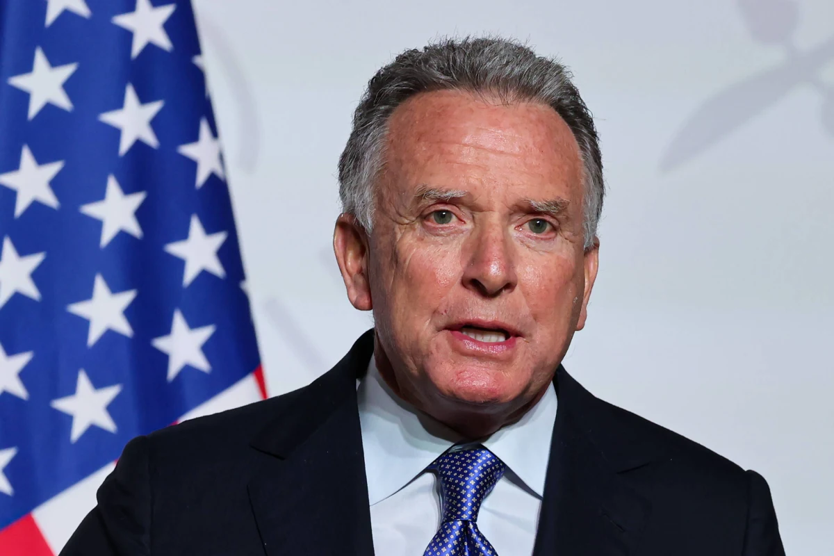 W środę na Florydzie odbyło się spotkanie delegacji Stanów Zjednoczonych i Rosji. Brali w nim udział m.in. specjalny wysłannik USA ds. misji pokojowych Steve Witkoff oraz Kiriłł Dmitrijew, specjalny przedstawiciel przywódcy Rosji Władimira Putina ds. inwestycji. Komunikaty obu stron są dalekie od konkretów. 