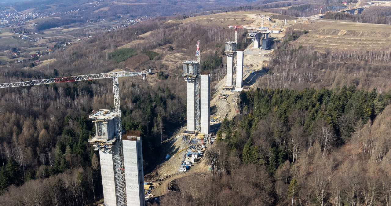 To największa estakada w Polsce. Rośnie w oczach