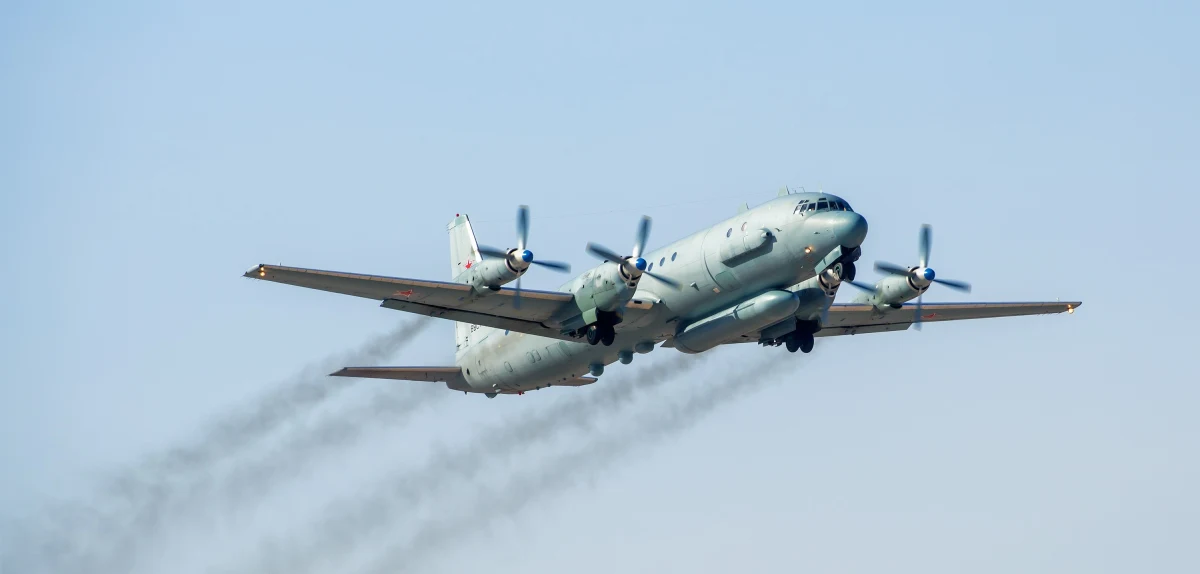 Norweskie siły zbrojne poinformowały o przechwyceniu rosyjskiego samolotu rozpoznawczego Ił-20M w pobliżu północnych wybrzeży kraju. Do incydentu doszło w trakcie trwających ćwiczeń NATO Cold Response, w których bierze udział 25 tysięcy żołnierzy z 14 państw.