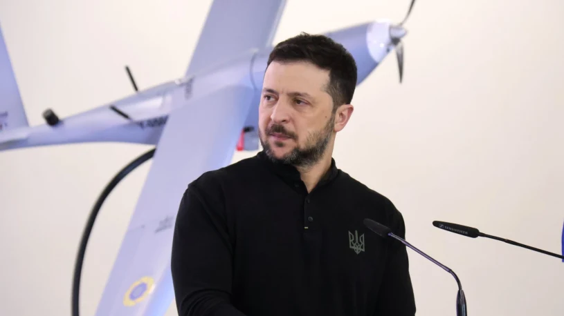 Wołodymyr Zełenski: Obcy kraj zaatakował Ukrainę setkami dronów