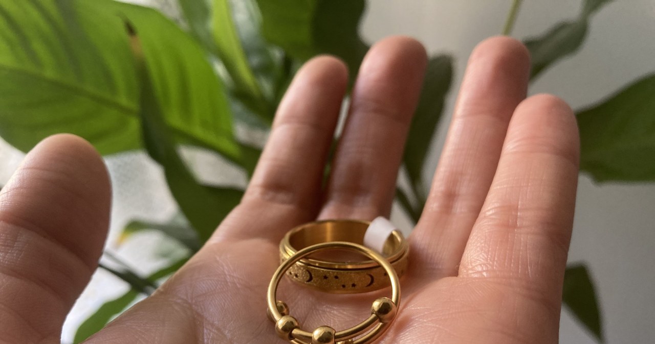 Te pierścionki podbijają internet. Sprawdziłam, czy naprawdę działają