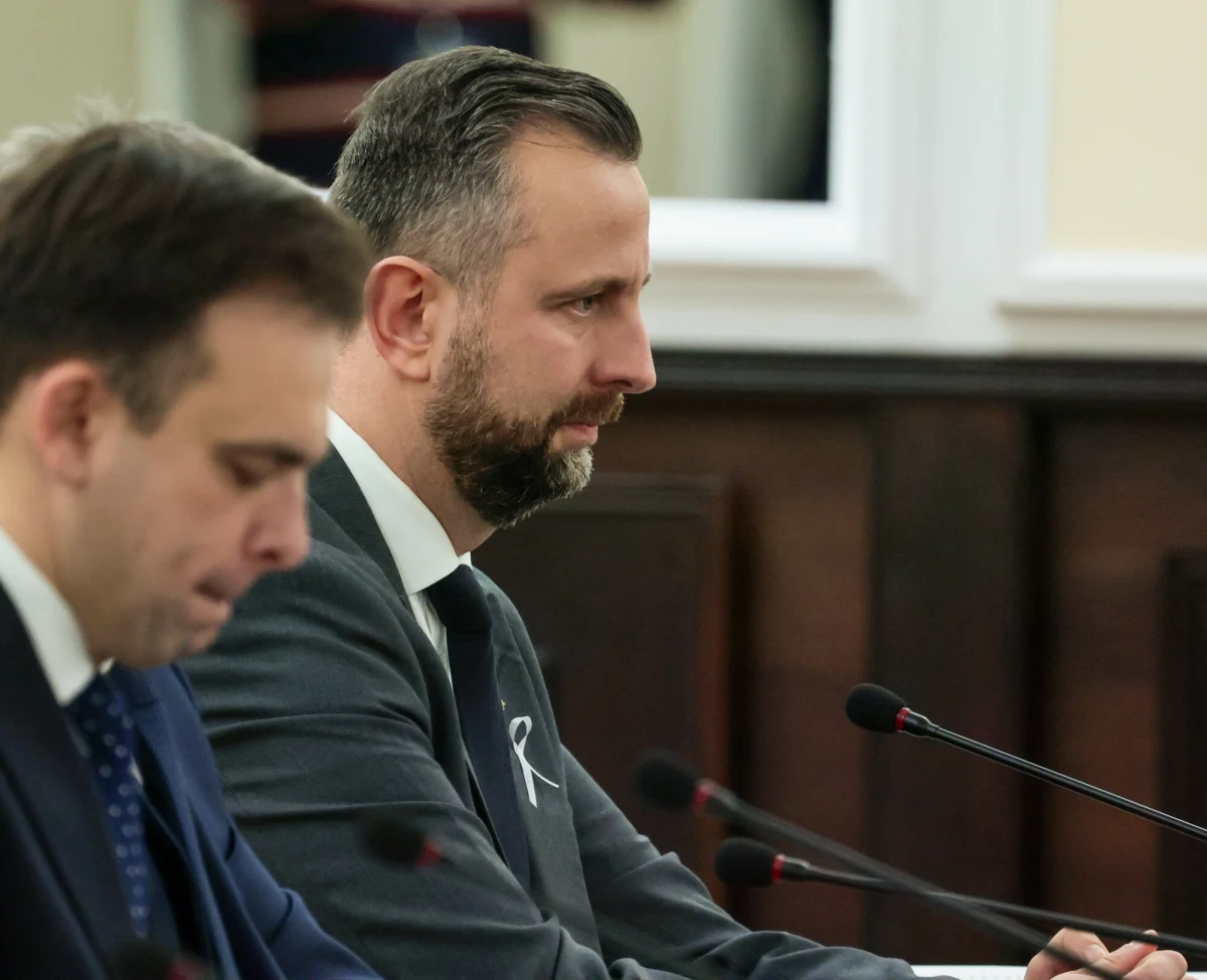 Kancelaria premiera poinformowała, że rząd upoważnił w piątek ministrów: obrony narodowej oraz finansów i gospodarki do podpisania umowy dotyczącej unijnego programu SAFE. Pożyczka zostanie zaciągnięta przez BGK na rzecz Funduszu Wsparcia Sił Zbrojnych.
