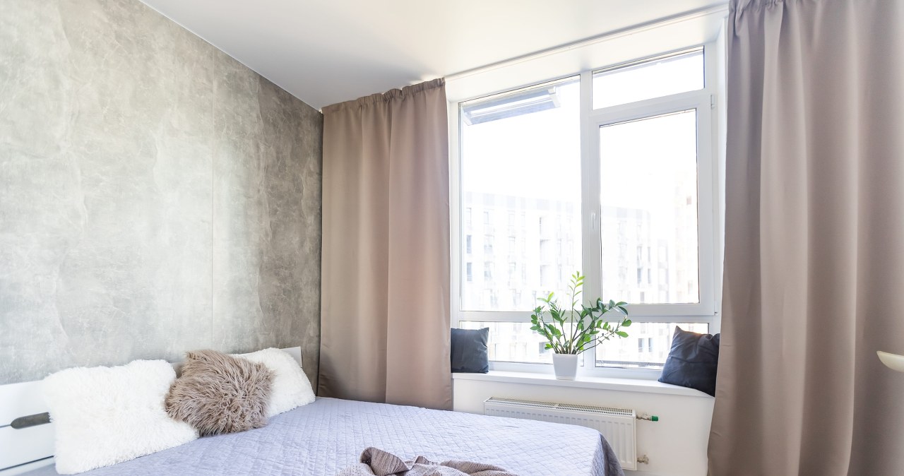 Ustaw łóżko w ten sposób. Twój sen będzie głębszy i zdrowszy