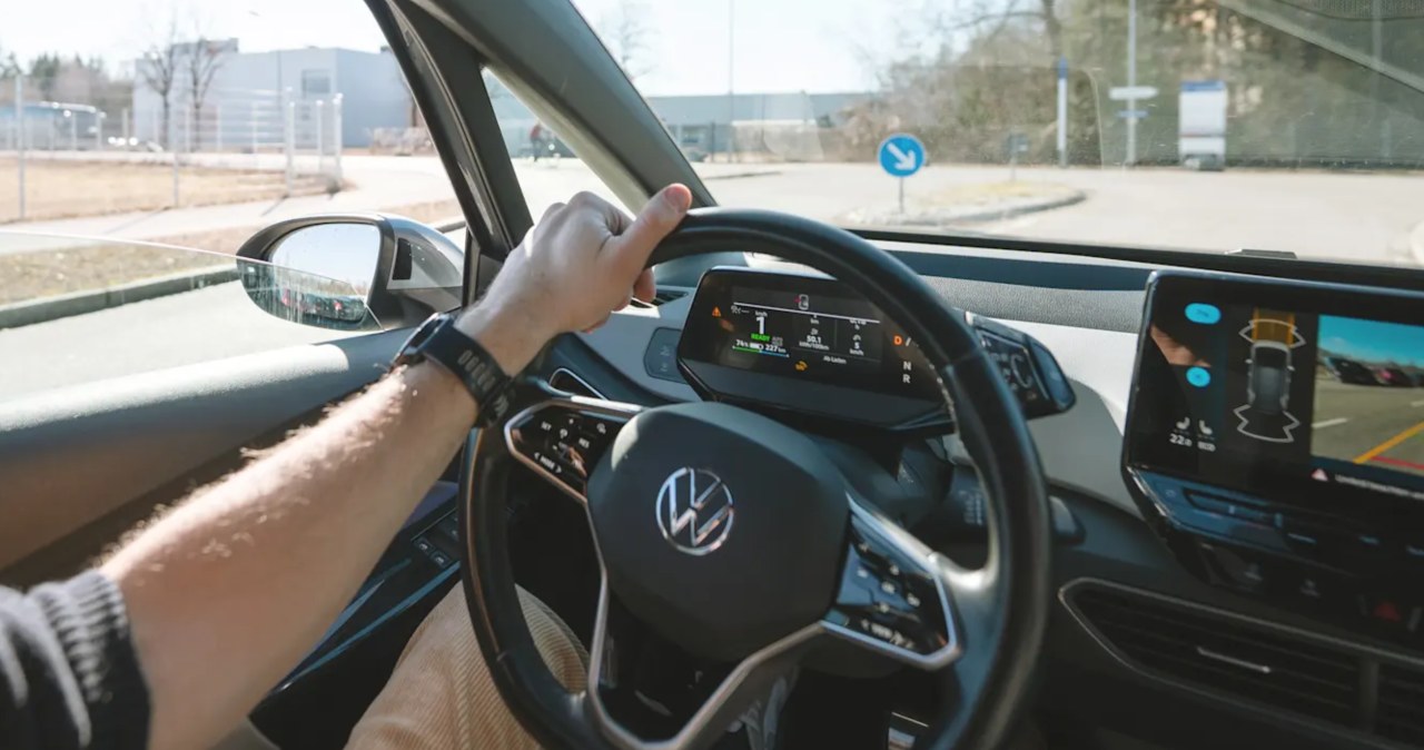 Przetestowali 430 aut pod kątem widoczności. Miażdżące wnioski ADAC