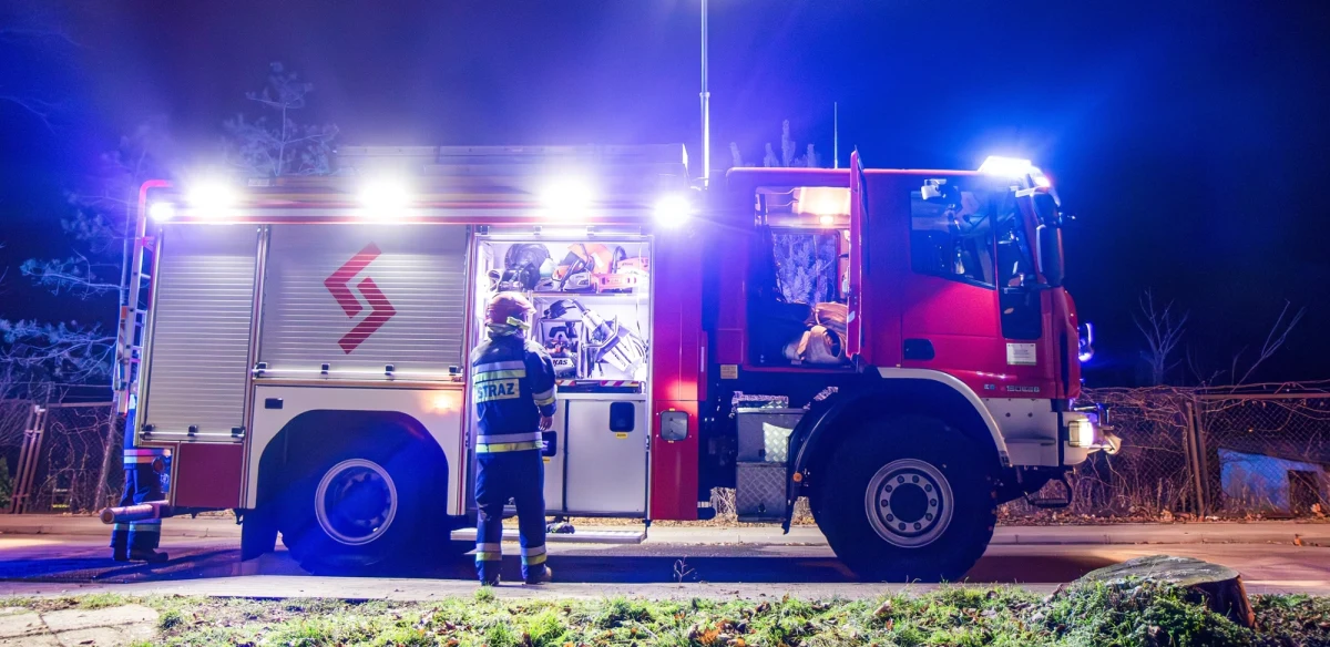 ​Po nocnym pożarze budynku przy ul. Jaworowej w Koszalinie (woj. zachodniopomorskie), w którym działał hostel, 17 osób zostało zakwaterowanych w Szkolnym Schronisku Młodzieżowym przy ul. Gnieźnieńskiej - poinformował w sobotę koszaliński magistrat. W nocnej akcji ewakuowano 29 osób.