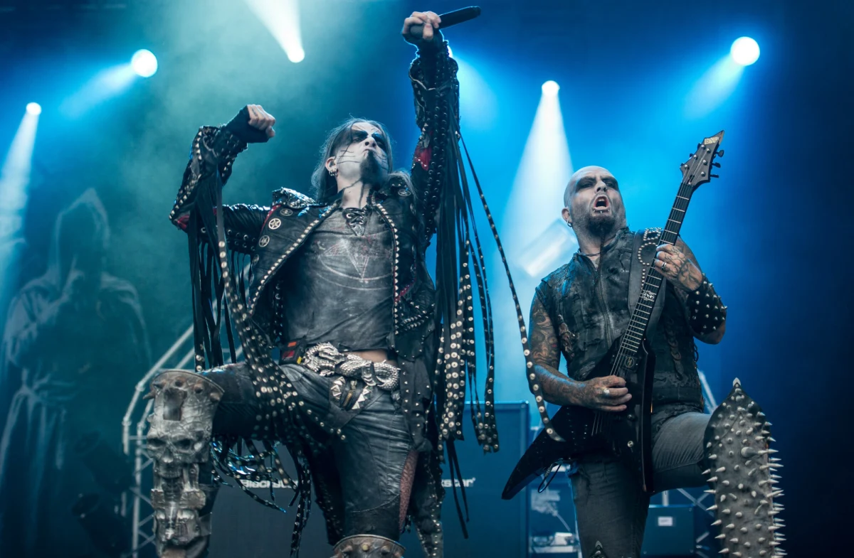 Rap imigranckich artystów, black metal i klasyczna muzyka Edwarda Griega znalazły się wśród treści edukacyjnych dla szkół zaproponowanych w tym tygodniu przez norweskie ministerstwo edukacji. Na listach nie ma natomiast klasyków literatury norweskiej - Henryka Ibsena oraz noblistów Knuta Hamsuna i Jona Fosse.