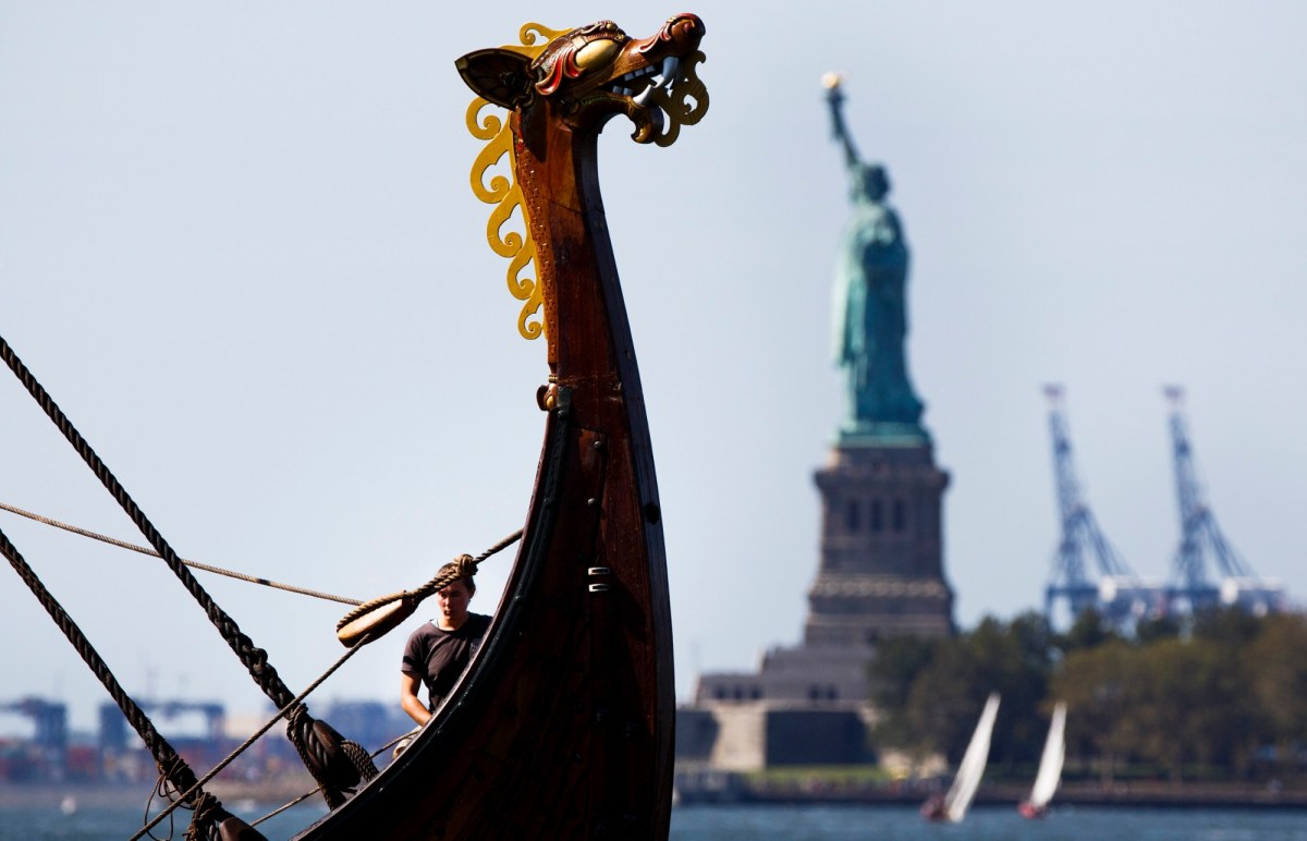 Na mundial do USA chcą dostać się... statkiem wikingów