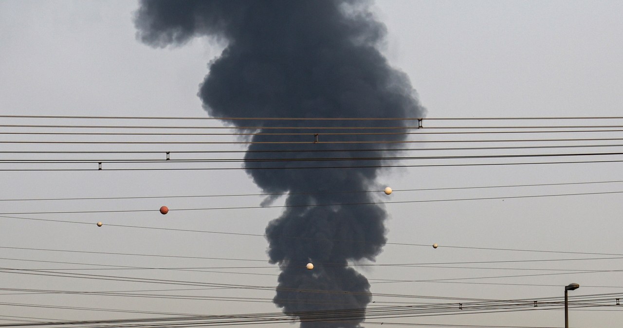 Ataki na Abu Zabi i Dubaj. Pocisk trafił w pojazd cywilny