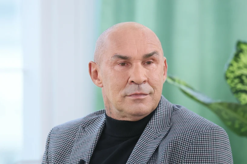 Saleta wprost o freak fightach. Nie gryzł się w język