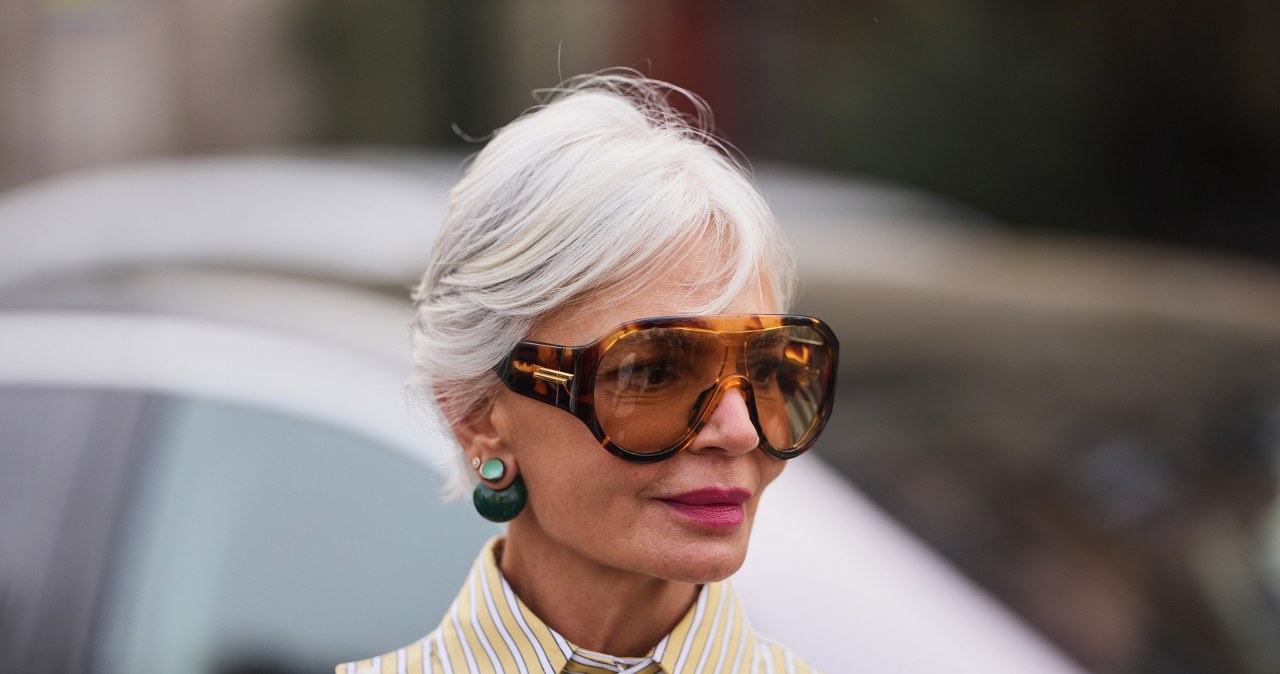 Makijaż ust dla kobiet dojrzałych. Kolory, które optycznie odmładzają