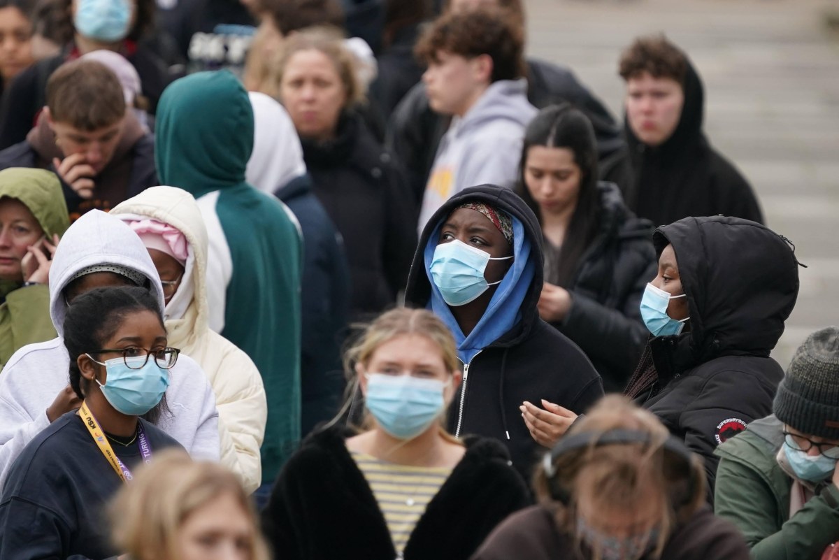 ​Ognisko poważnej choroby w Anglii. Zmarły dwie młode osoby