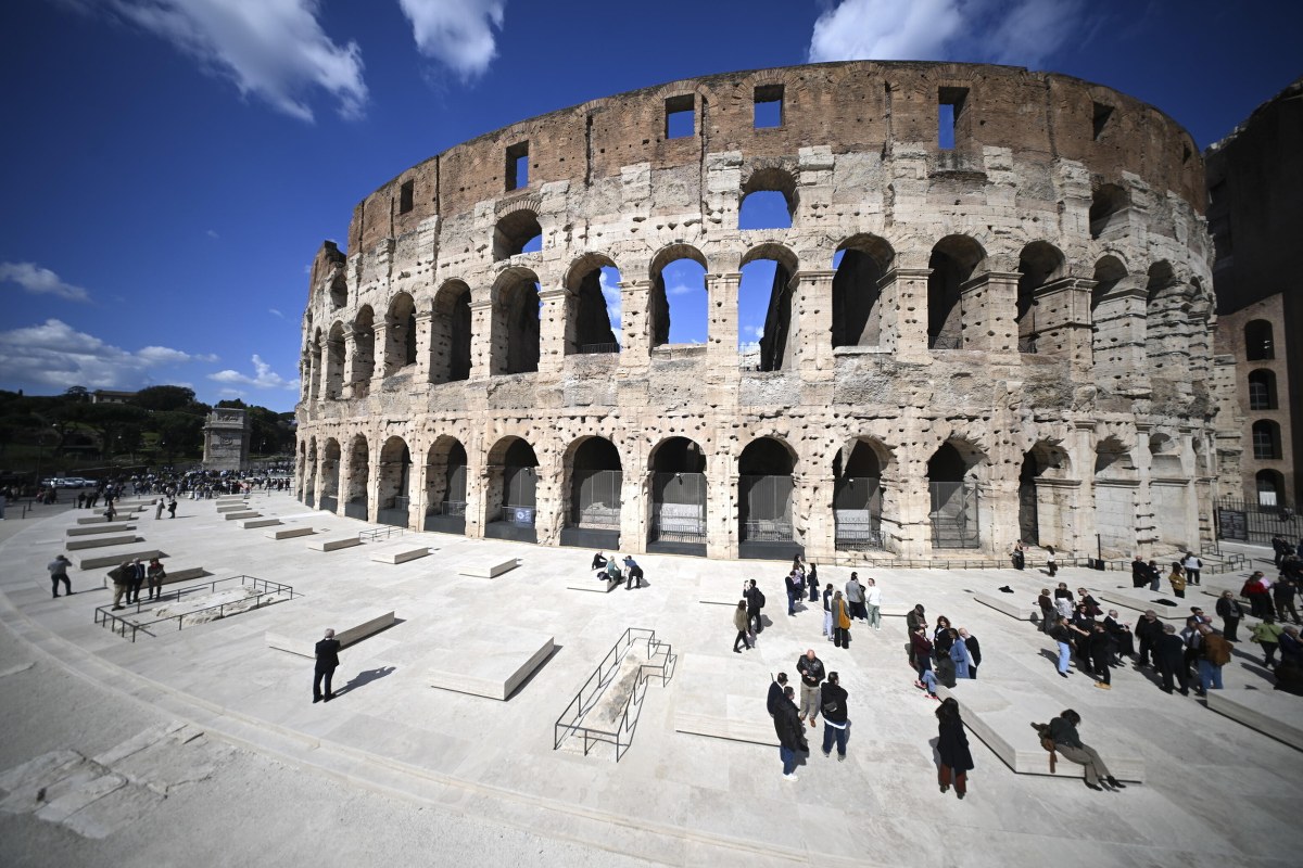 Koloseum w nowej odsłonie. "Odzyskuje swoją naturę"