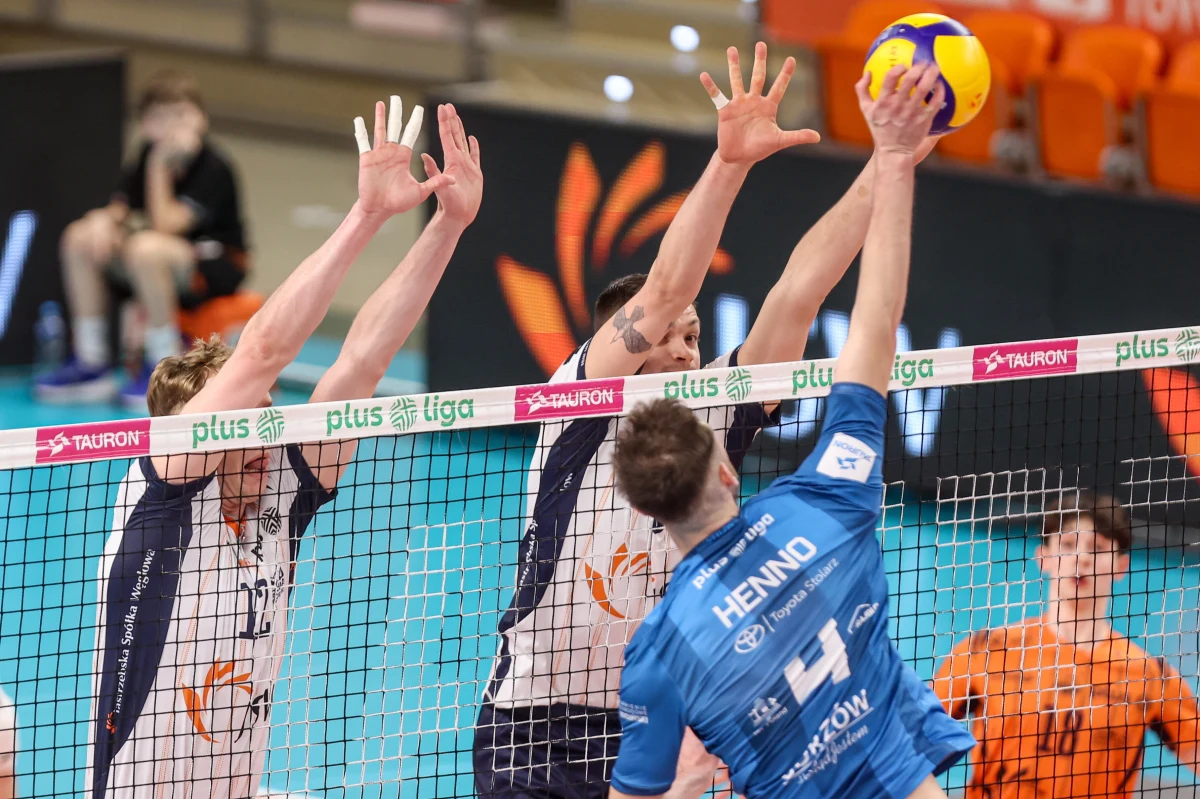 Jastrzębska Spółka Węglowa, wieloletni partner strategiczny siatkarskiego Jastrzębskiego Węgla oraz hokejowego JKH GKS Jastrzębie, ogłosiła, że z powodu trudnej sytuacji finansowej nie będzie finansować tych klubów w sezonie 2026/27. Decyzja ta wywołała duże poruszenie w środowisku sportowym i stawia pod znakiem zapytania przyszłość obu drużyn na najwyższym poziomie rozgrywek.