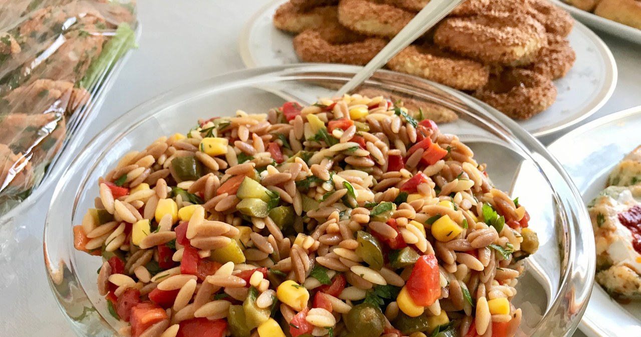 Jarzynowa w święta nie "schodzi"? Trzy sałatki, które znikną jako pierwsze