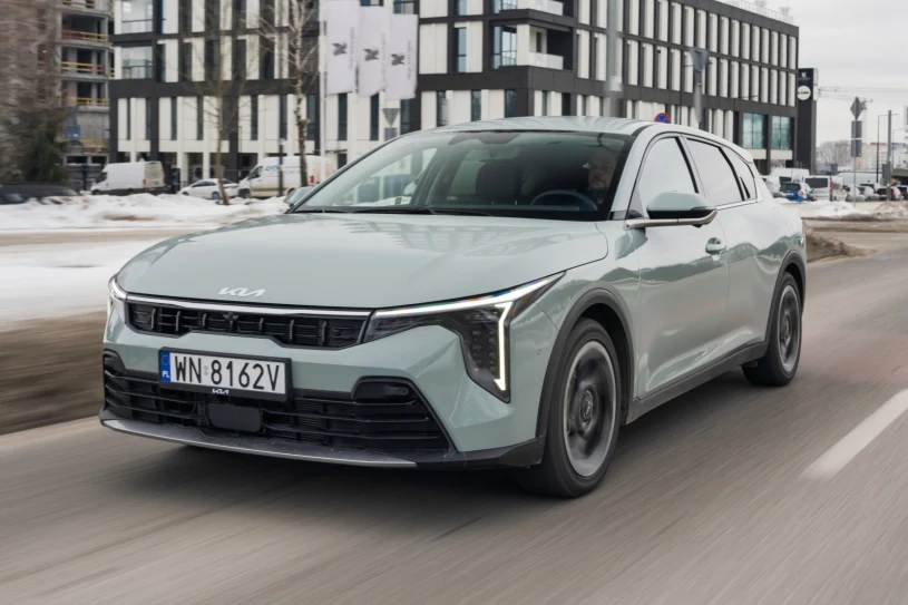 Kia K4 zastępuje Ceeda. Co się zmieniło i jak jeździ nowy model?