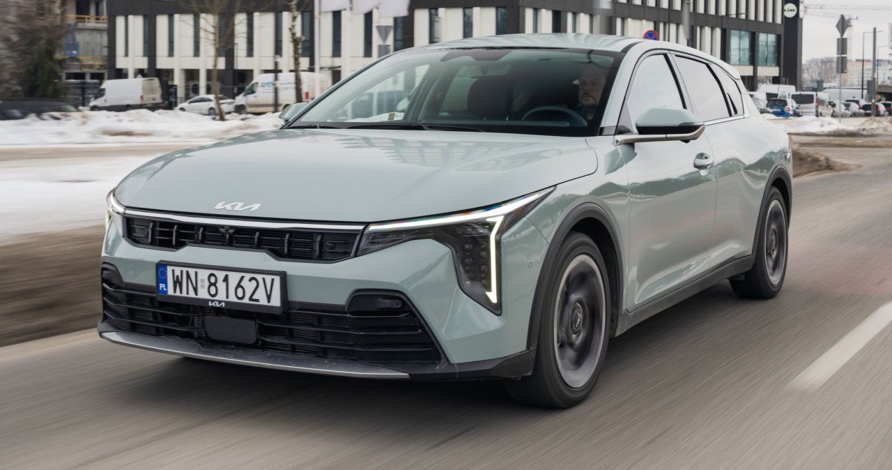Kia K4 zastępuje Ceeda. Co się zmieniło i jak jeździ nowy model?