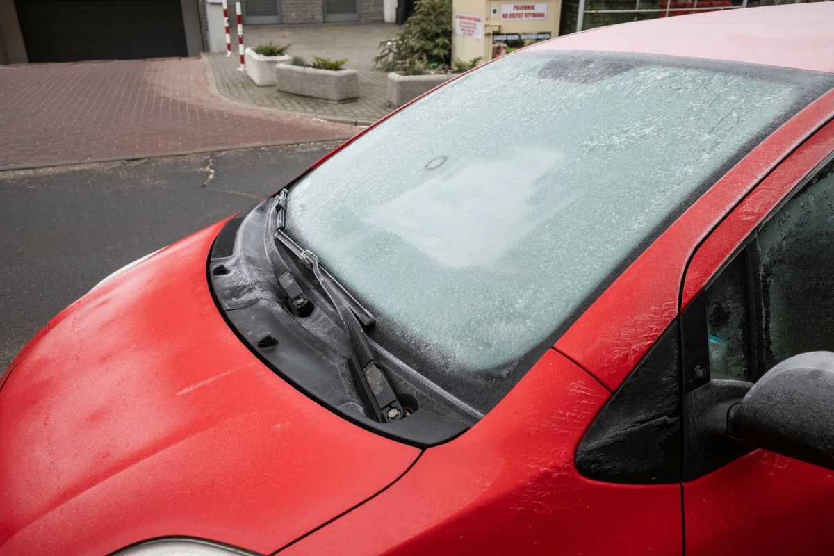 Instytut Meteorologii i Gospodarki Wodnej wydał ostrzeżenia przed przymrozkami. Obejmują one 9 województw. 