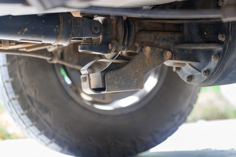 Kierowcy kupują auta i choćby tam nie zaglądają. Potem mają kłopoty