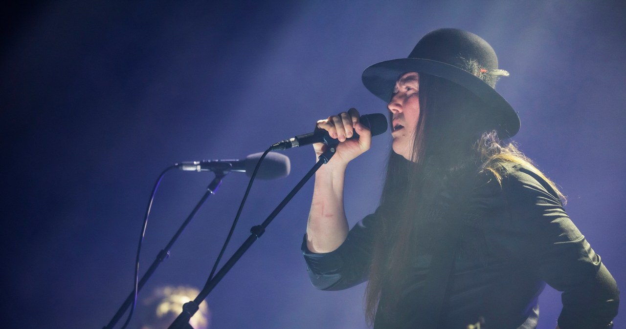 Archive „Glass Minds”: Epicka monumentalność i… powtarzalność