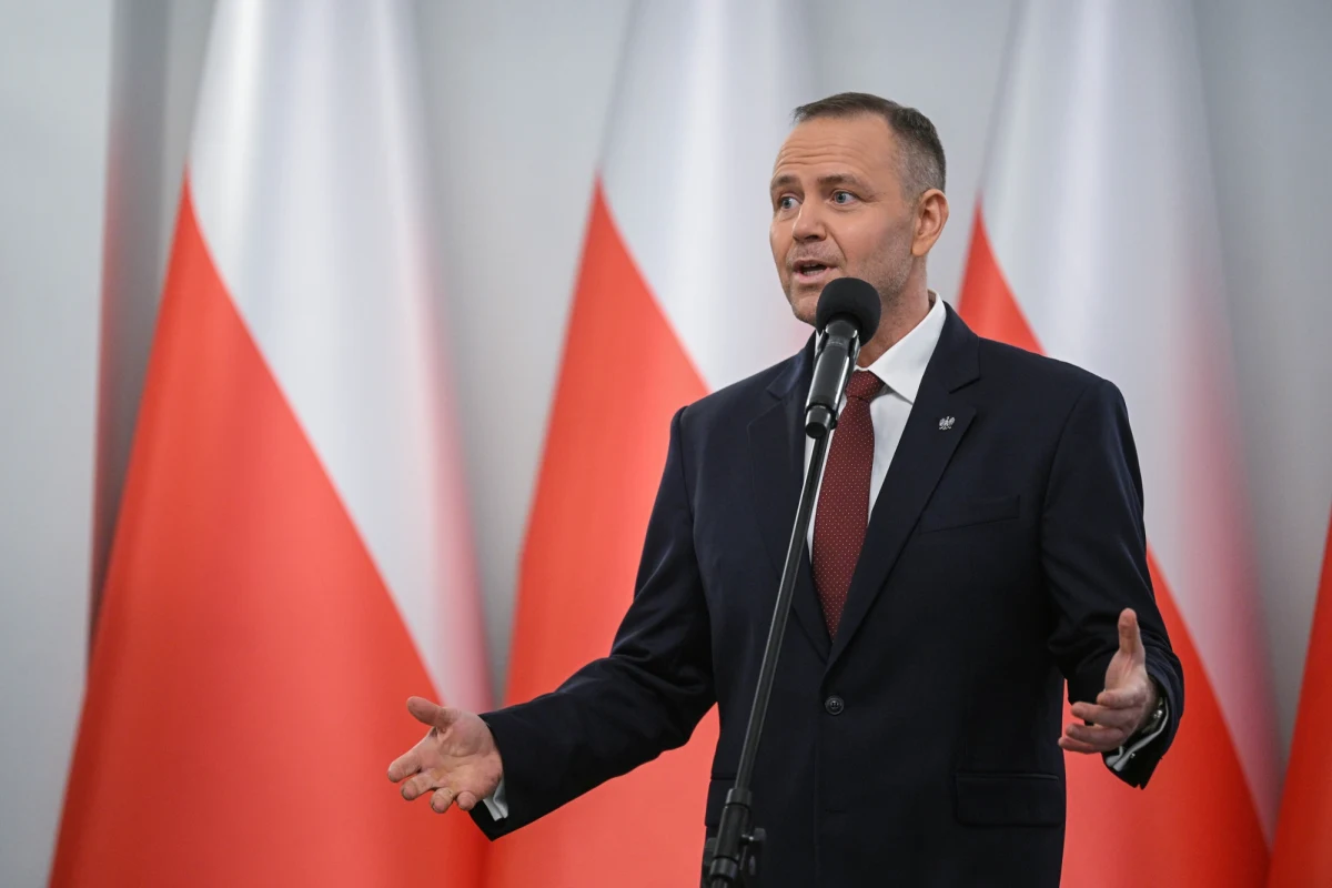 Prezydent Karol Nawrocki wyraził zgodę na mianowanie na pierwszy stopień oficerski 78 żołnierzy i funkcjonariuszy Służby Kontrwywiadu Wojskowego. Taką informację przekazało w mediach społecznościowych Biuro Bezpieczeństwa Narodowego. 