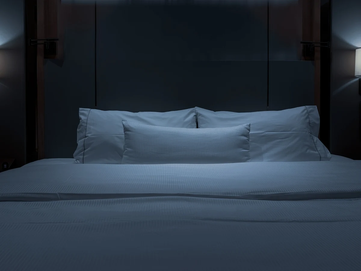 Francuska grupa hotelowa Accor została oskarżona o to, że jej hotele były gotowe pośredniczyć w handlu ludźmi. Chodzi o ukraińskie dzieci, które miały być wywożone z ojczyzny i nielegalnie adoptowane w Rosji. Zarzuty te pojawiły się w raporcie amerykańskiej firmy śledczo-doradczej Grizzly Research, która twierdzi, że niektóre hotele Accor zgodziły się na rezerwacje z wyraźnymi sugestiami dotyczącymi wykorzystywania dzieci.