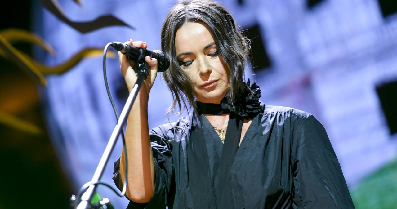 Niemal cała Polska nuciła ten refren. Prawda o tym hicie wyciska łzy z oczu