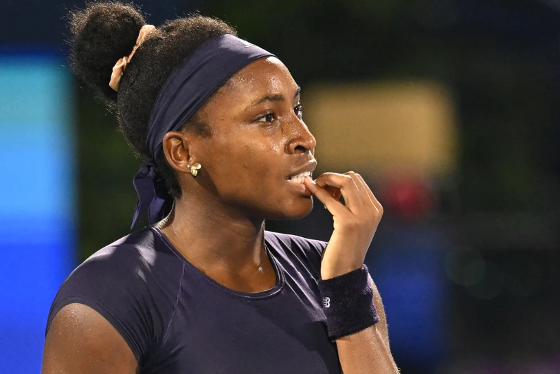Trzysetowy bój Gauff. Mistrzyni świata za burtą. To połówka Linette